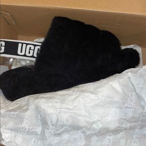 Ugg slides